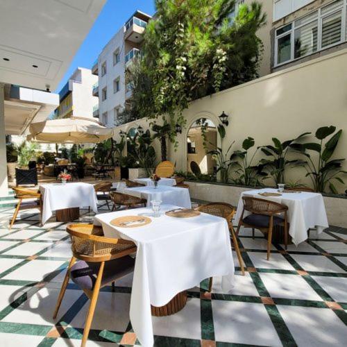 Dbd Hotel Bayrakli Izmir Eksteriør billede