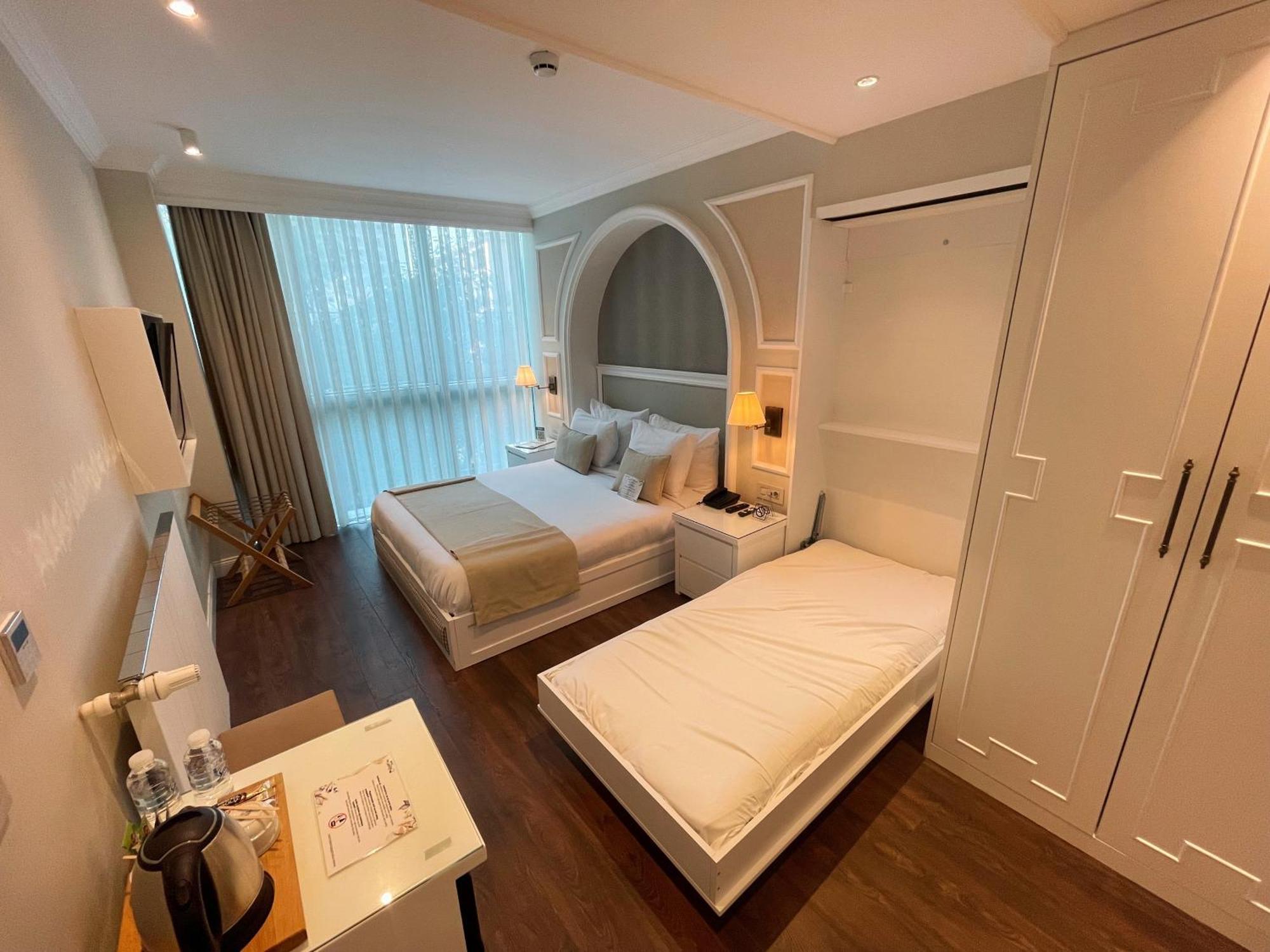 Dbd Hotel Bayrakli Izmir Eksteriør billede