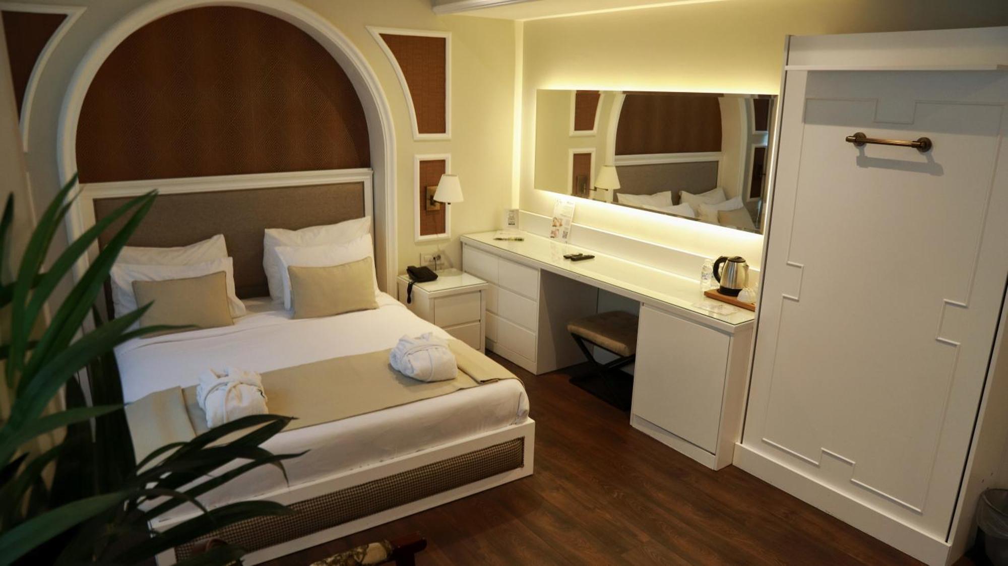 Dbd Hotel Bayrakli Izmir Eksteriør billede