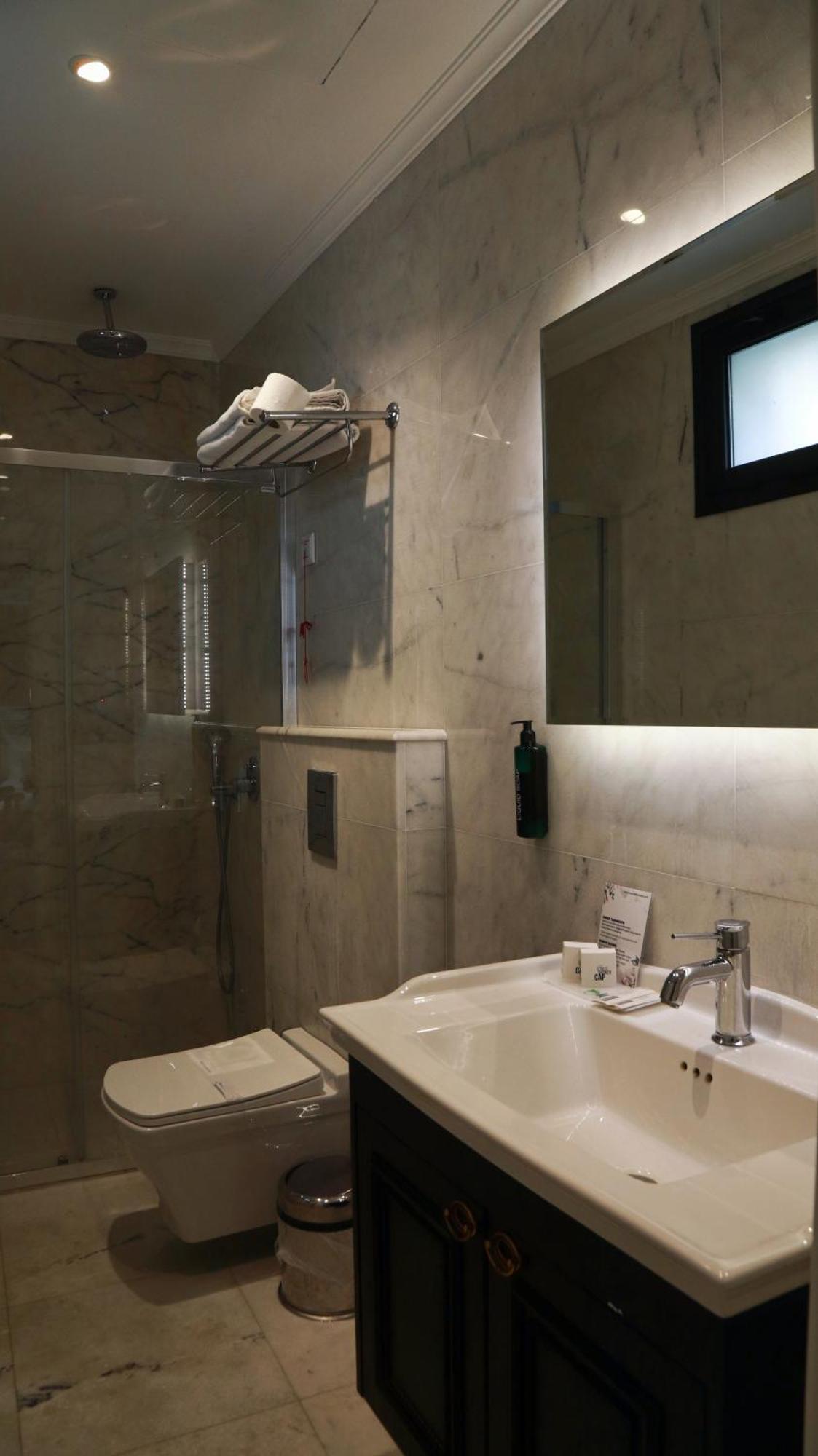 Dbd Hotel Bayrakli Izmir Eksteriør billede