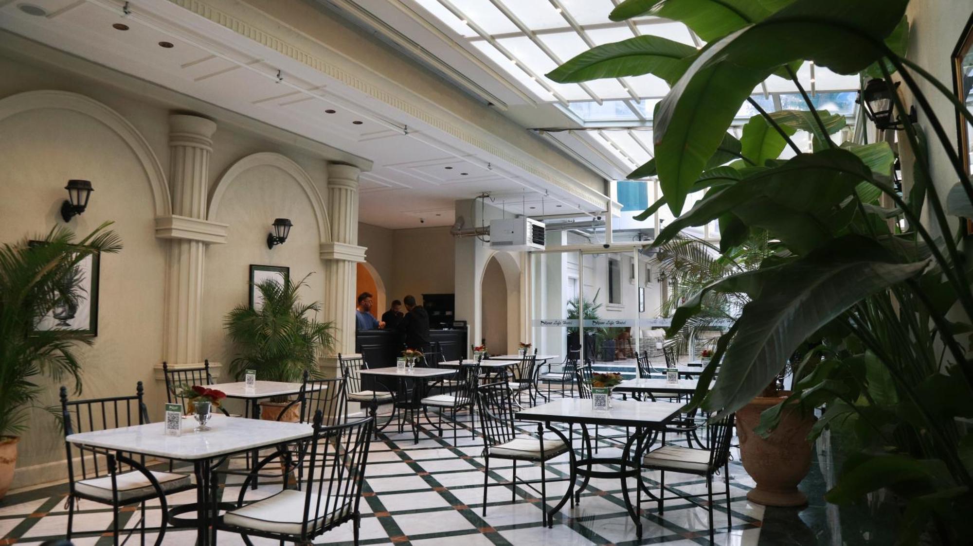 Dbd Hotel Bayrakli Izmir Eksteriør billede